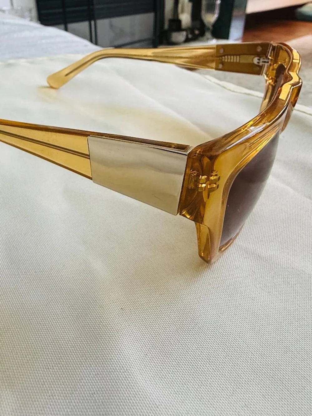 BIMBA Y LOLA AMBER with GOLD PLATE SUNGLASSES  NEW